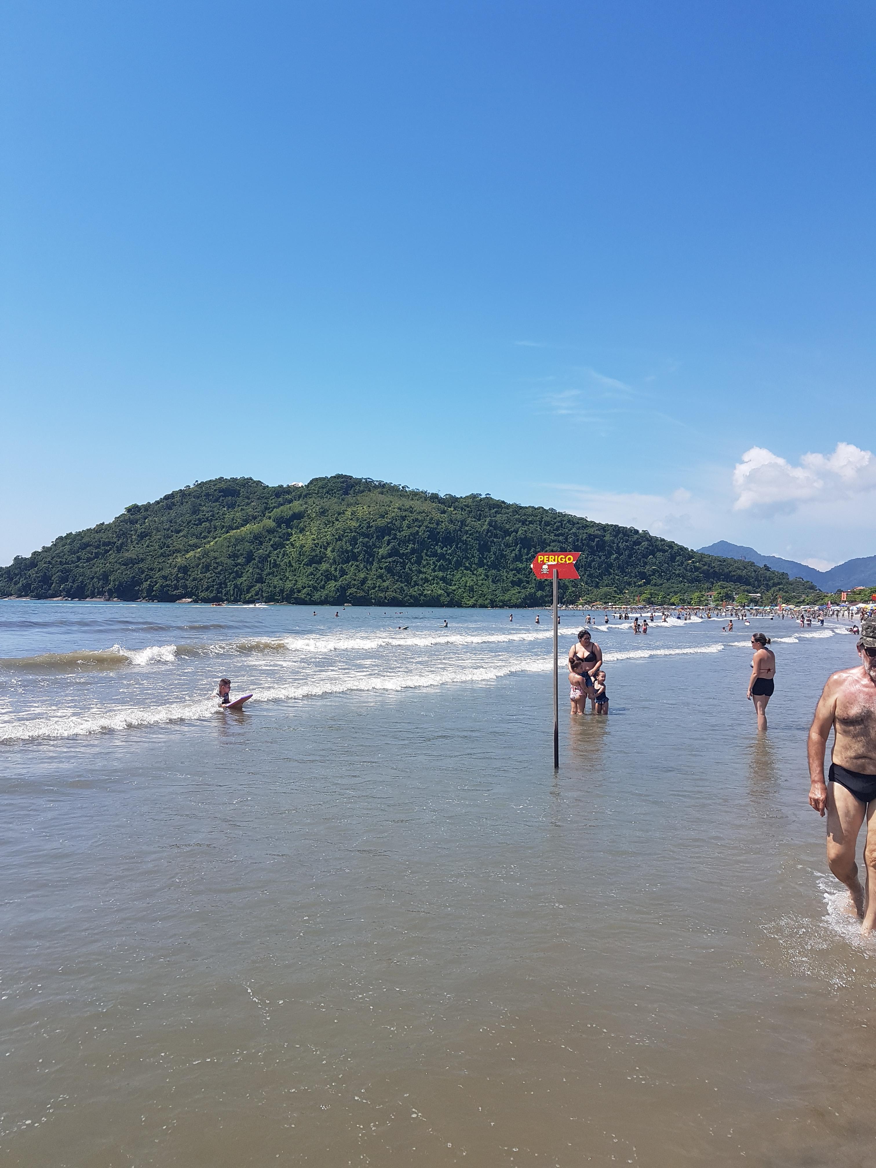 Como agir em casos de ressaca do mar, ondas muito fortes e mar impróprio.