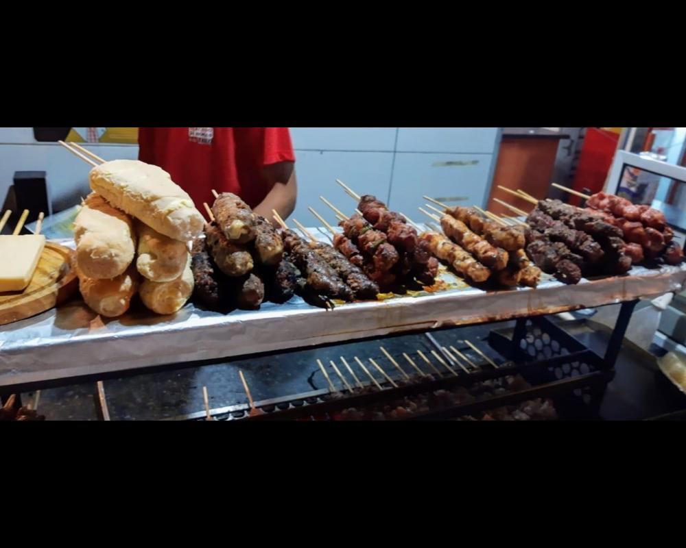 Mercado 24h e Parada do Espeto