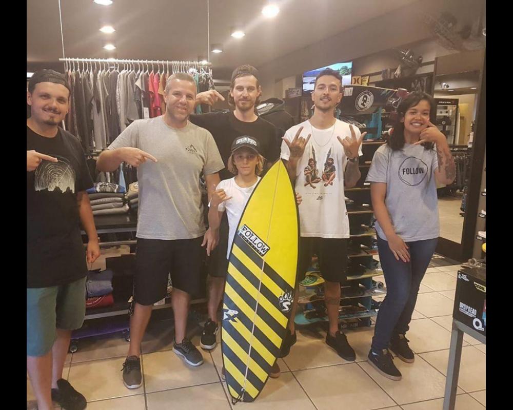 FOLLOW Board Store
