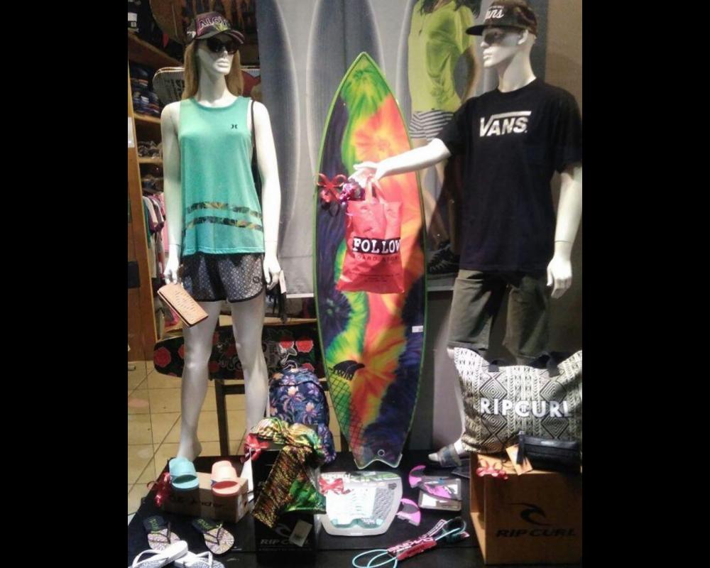 FOLLOW Board Store