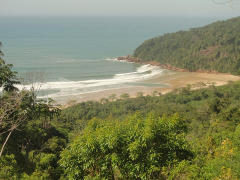 Praia Brava do Camburi