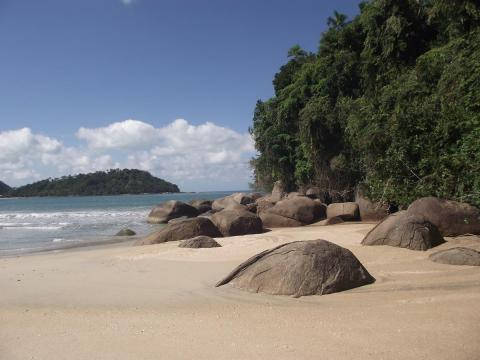 Praia do Lázaro