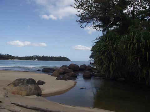 Praia do Perequê-Mirim